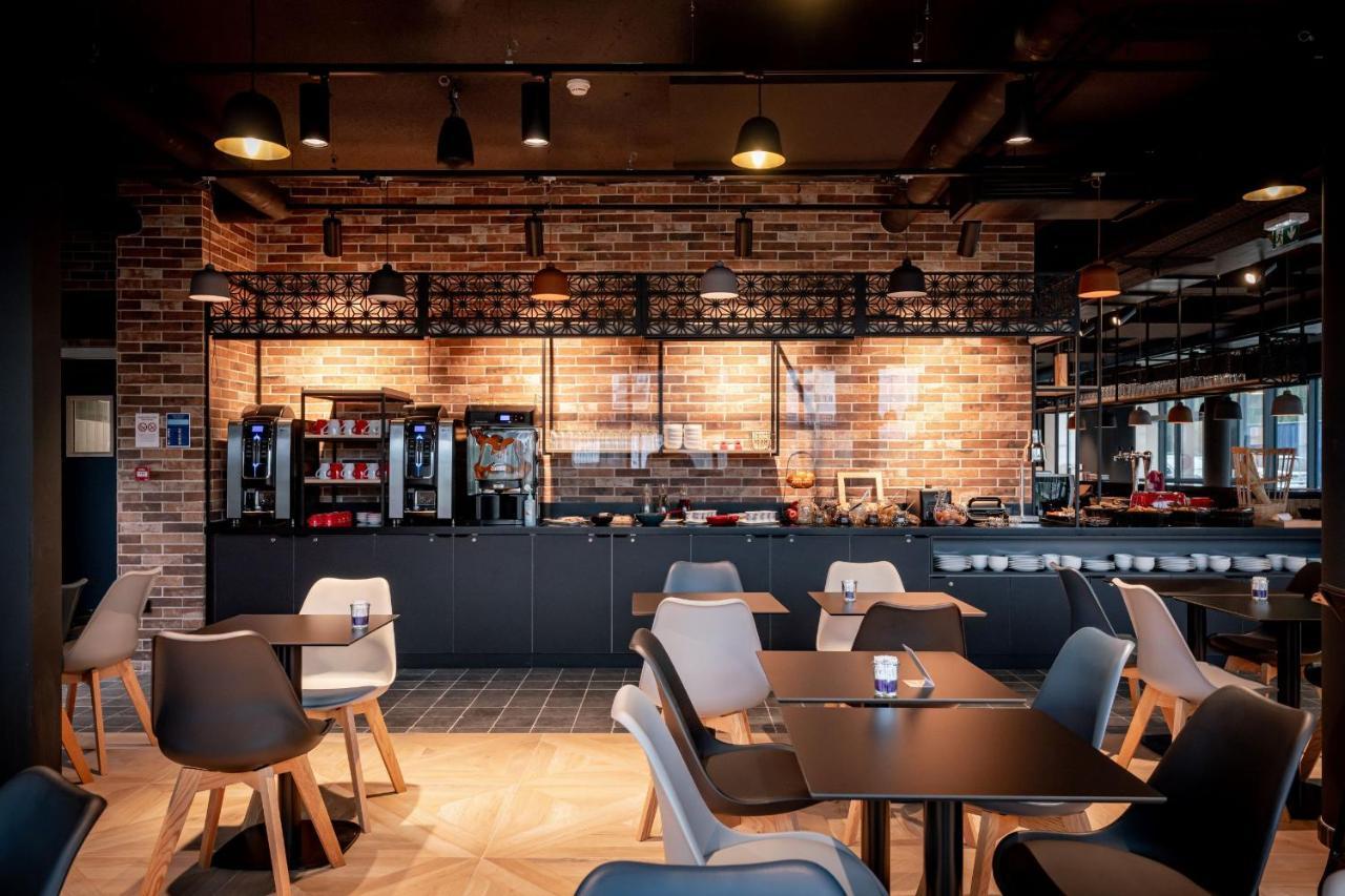 Ibis Styles Valenciennes Petite Foret Экстерьер фото