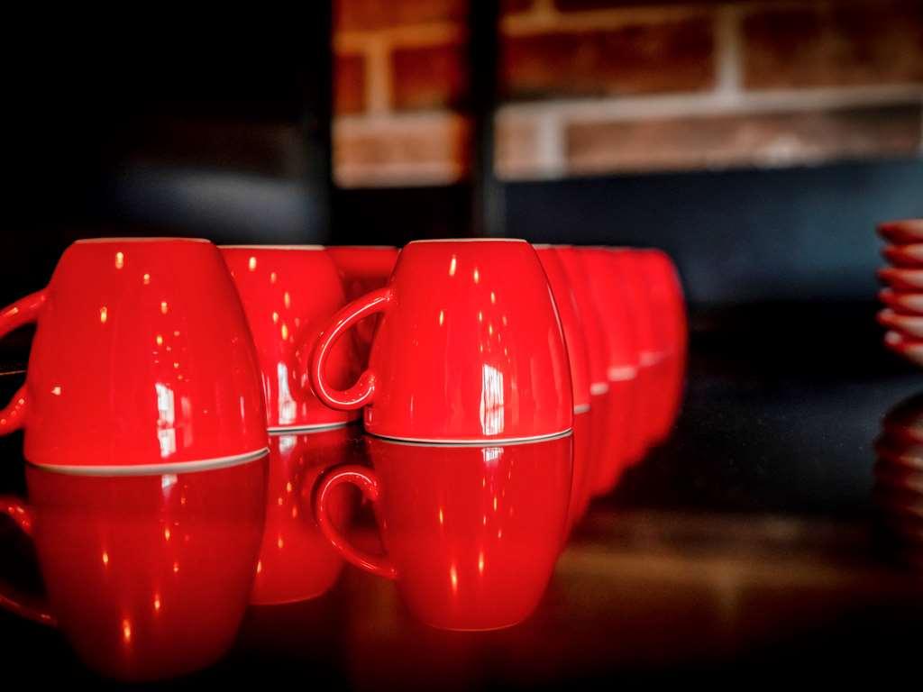 Ibis Styles Valenciennes Petite Foret Экстерьер фото